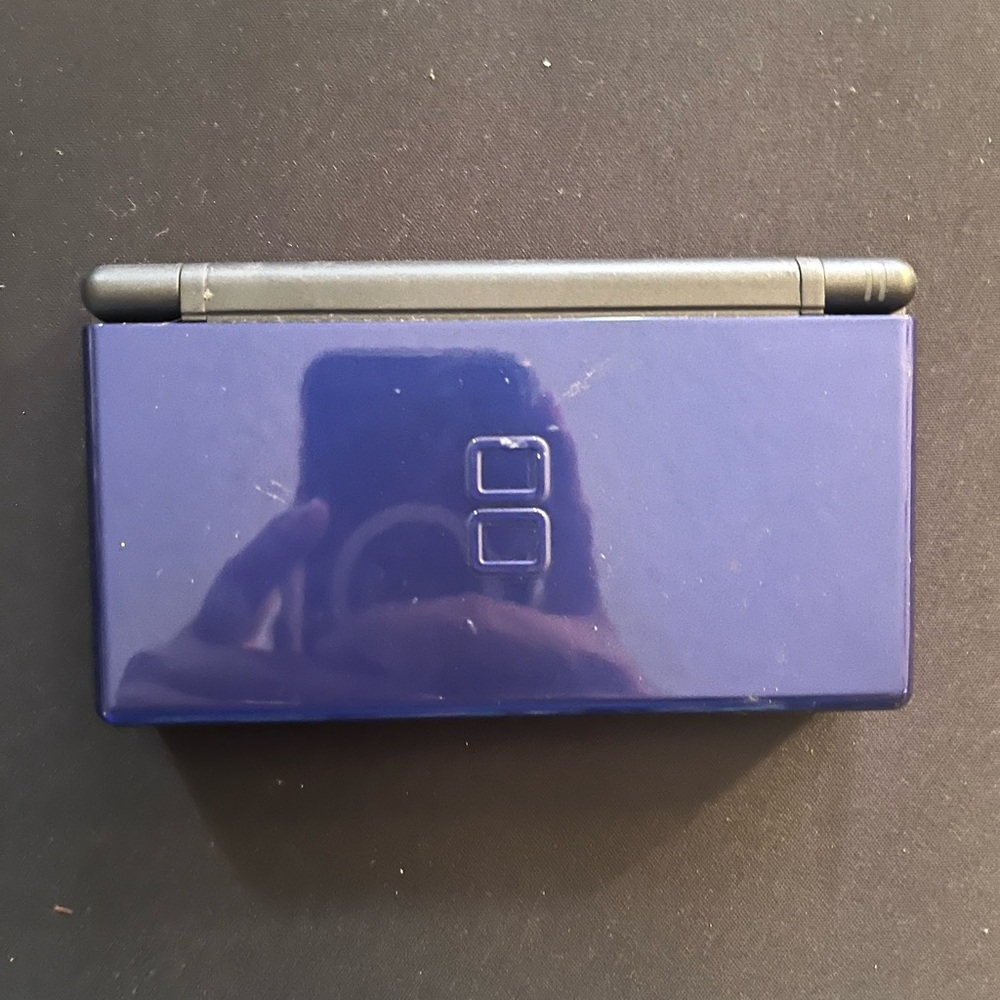 Nintendo DS Lite Handheld Console - Deep Blue